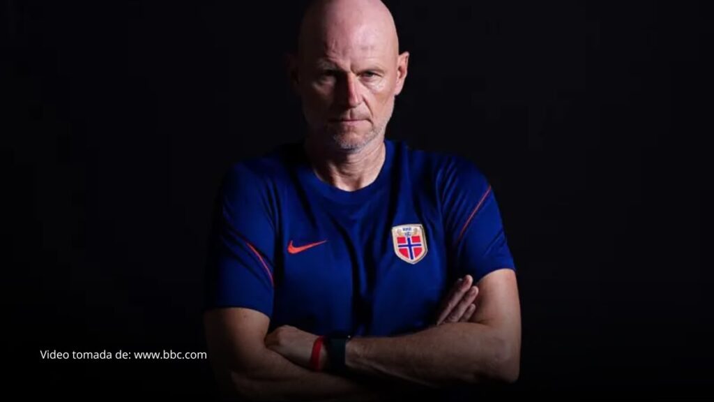 El exfutbolista que estuvo muerto durante 7 minutos y ahora como entrenador llevó a Noruega a eliminar a Brasil en el Mundial