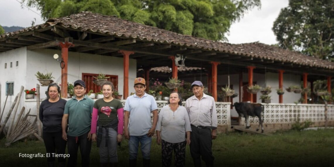 Comunidades aledañas a los páramos lideran la protección del Macizo Colombiano Comunidades aledañas a los páramos lideran la protección del Macizo Colombiano