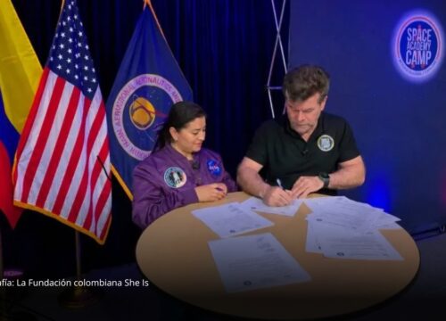 Fundación She Is abre convocatoria para que niñas colombianas vivan una experiencia en la NASA Fundación She Is abre convocatoria para que niñas colombianas vivan una experiencia en la NASA