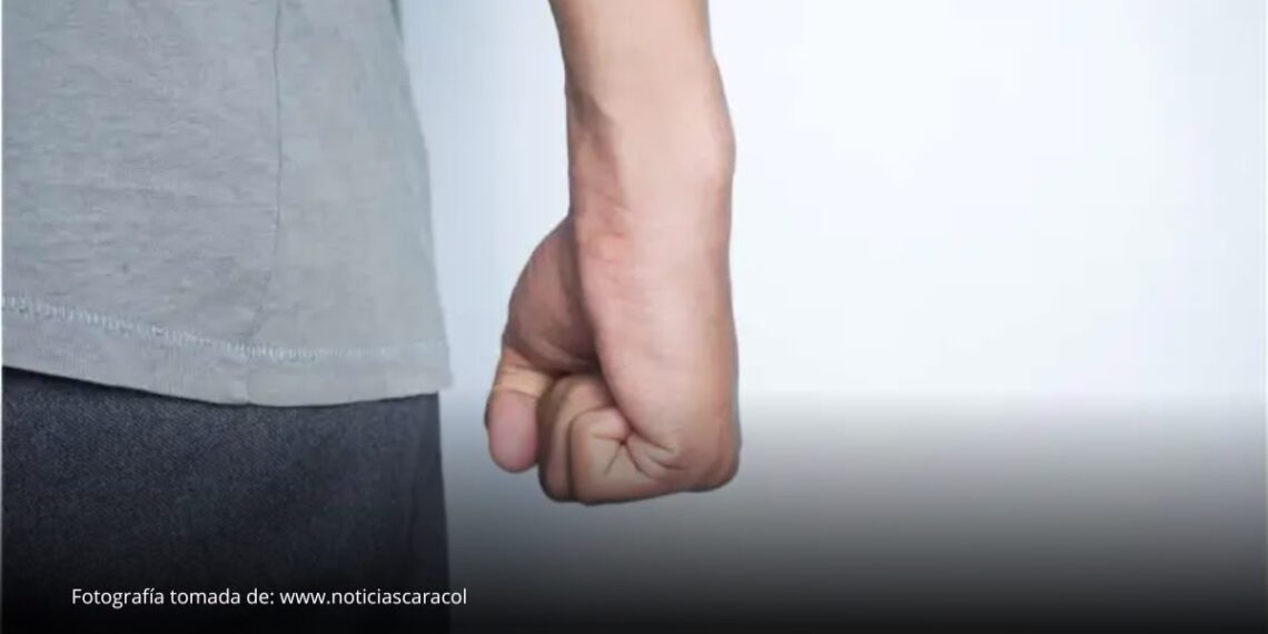 Capturan a un hombre señalado de atacar con arma cortopunzante a una mujer y su hija en Putumayo Capturan a un hombre señalado de atacar con arma cortopunzante a una mujer y su hija en Putumayo