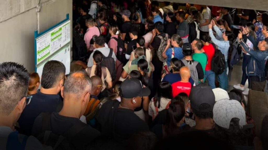 Una falla en la catenaria obligó a suspender el servicio en seis estaciones del Metro de Medellín