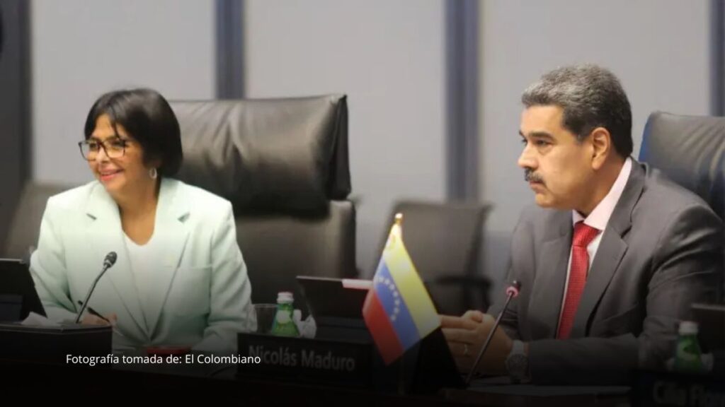 Delcy Rodríguez rechazó las acusaciones sobre un supuesto pacto para entregar a Nicolás Maduro