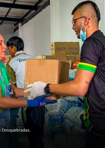 Más de 15 toneladas de ayudas llegan a Dosquebradas tras el sismo