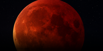 Este jueves Colombia podrá observar un eclipse lunar parcial