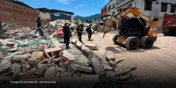 Dosquebradas suspende clases presenciales hasta el 30 de agosto tras afectaciones del terremoto Dosquebradas suspende clases presenciales hasta el 30 de agosto tras afectaciones del terremoto