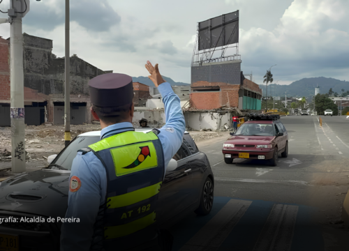 Vehículo fue inmovilizado en Pereira tras arrollar a un agente durante un control